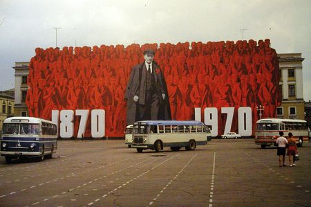 When Gagarin Was Still at School. The Mesmerizing World of Soviet Film Propagan